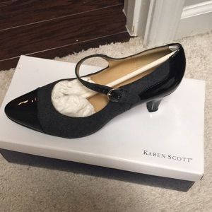 Karen Scott Heels